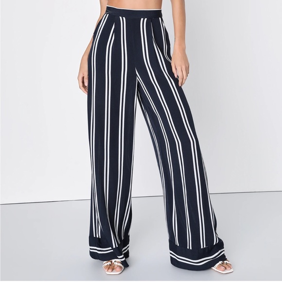 Lulu’s Coastal Living Navy Blue & White Striped Pants Medium - Picture 8 of 10